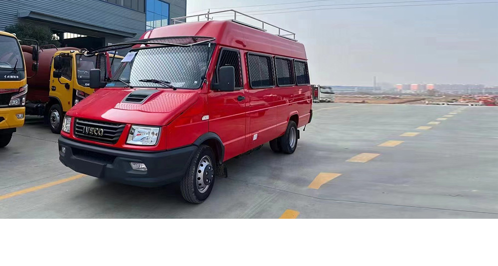 运兵车