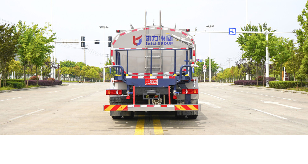 东风天锦纯电路面清洗车